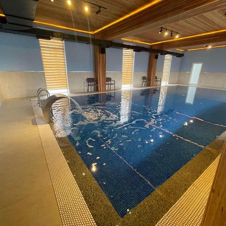 Hotel Konstantin Laplje Selo Bagian luar foto